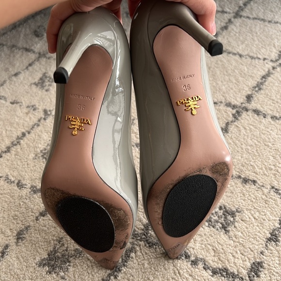 Prada Saffiano Stilleto Pumps Heels Pointed Toe sz 6 / 36 - Picture 10 of 15